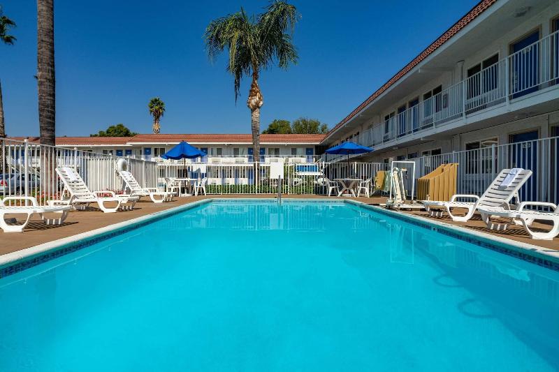 Motel 6 Sepulveda CA Los Angeles Van Nuys N - photo 6