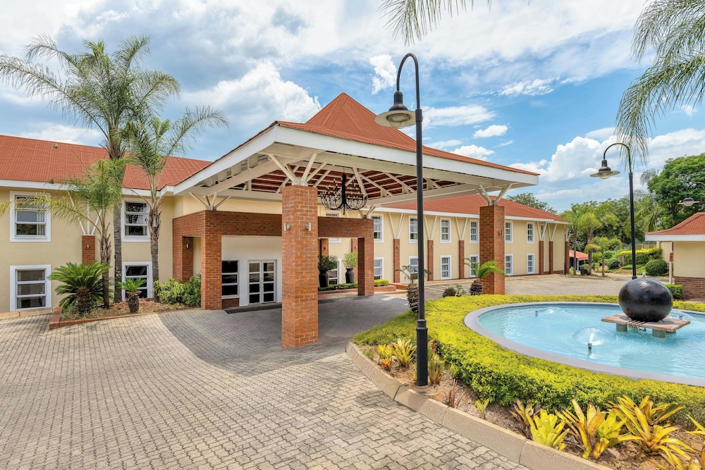 Protea Hotel by Marriott Nelspruit — 4-Star Luxury Hotel in Nelspruit, South Africa