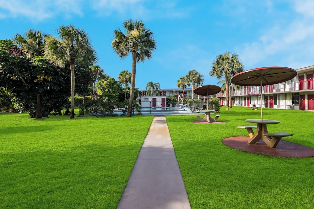 Studio 6 Vero Beach FL - photo 21