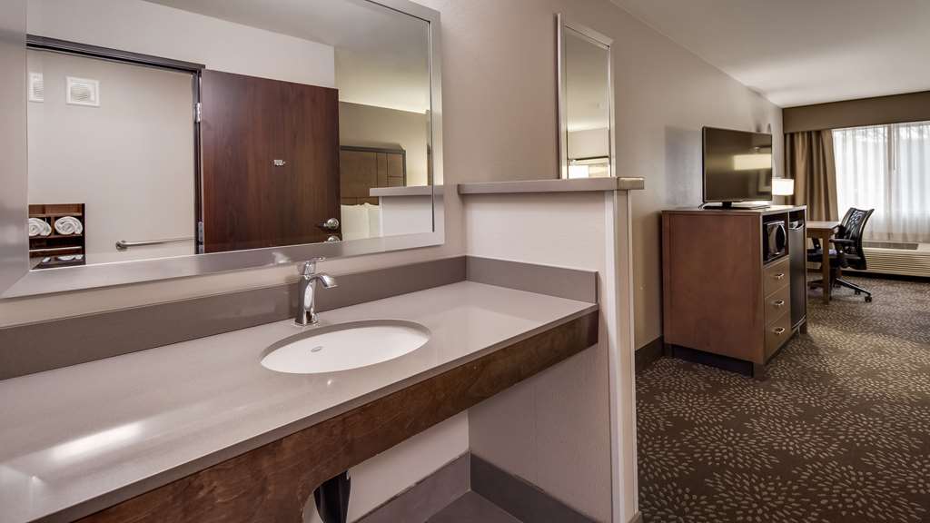Best Western Plus Spokane North - photo 15