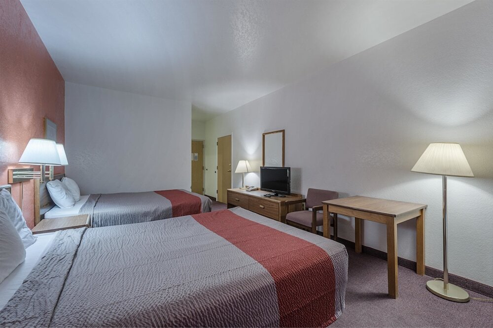 Motel 6 - photo 3