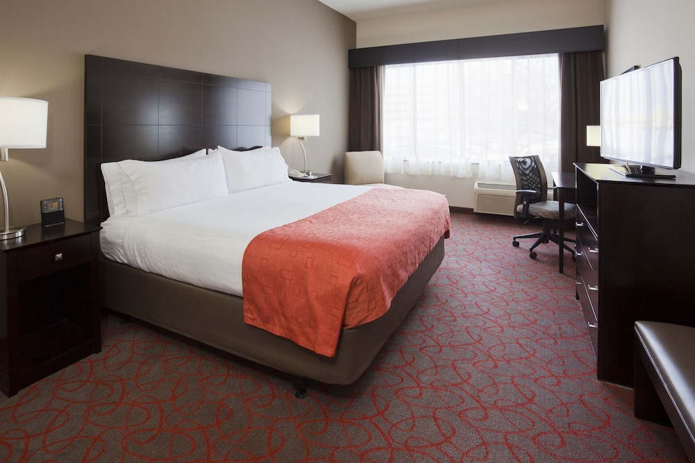 Holiday Inn Express & Suites Bloomington MPLS Arpt Area W by IHG - photo 14