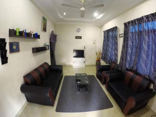 Homestay Tok Abah Kuala Besut — 4-Star Luxury Hotel in Kuala Besut, Malaysia