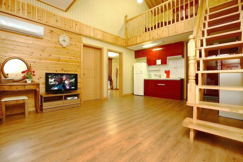 Duckyu poongyung in Unknown City, South Korea