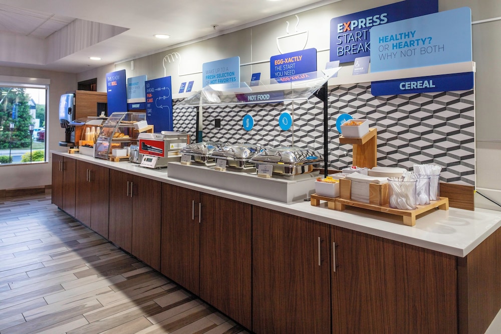 Holiday Inn Express Rocky Mount Sports Center by IHG - photo 73