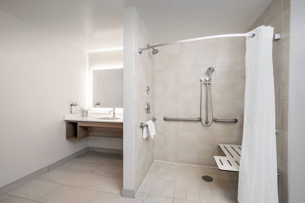 Staybridge Suites Charleston Ashley Phosphate - photo 53
