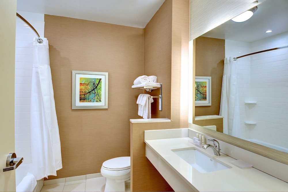 Fairfield Inn & Suites by Marriott Nashville Downtown MetroCenter - photo 11