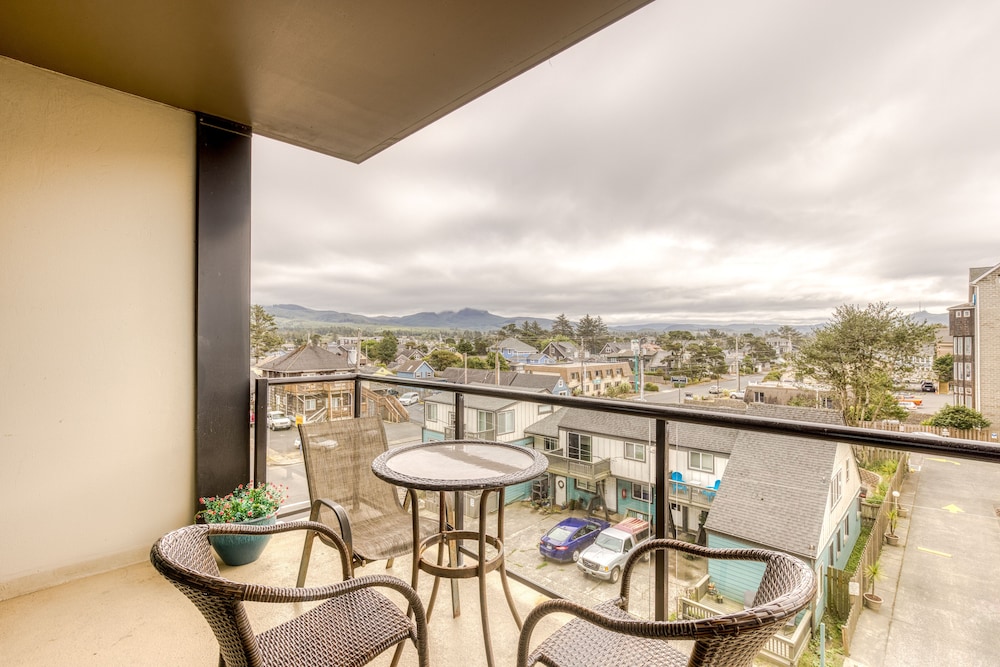 Sand & Sea Resort Condominiums - photo 788