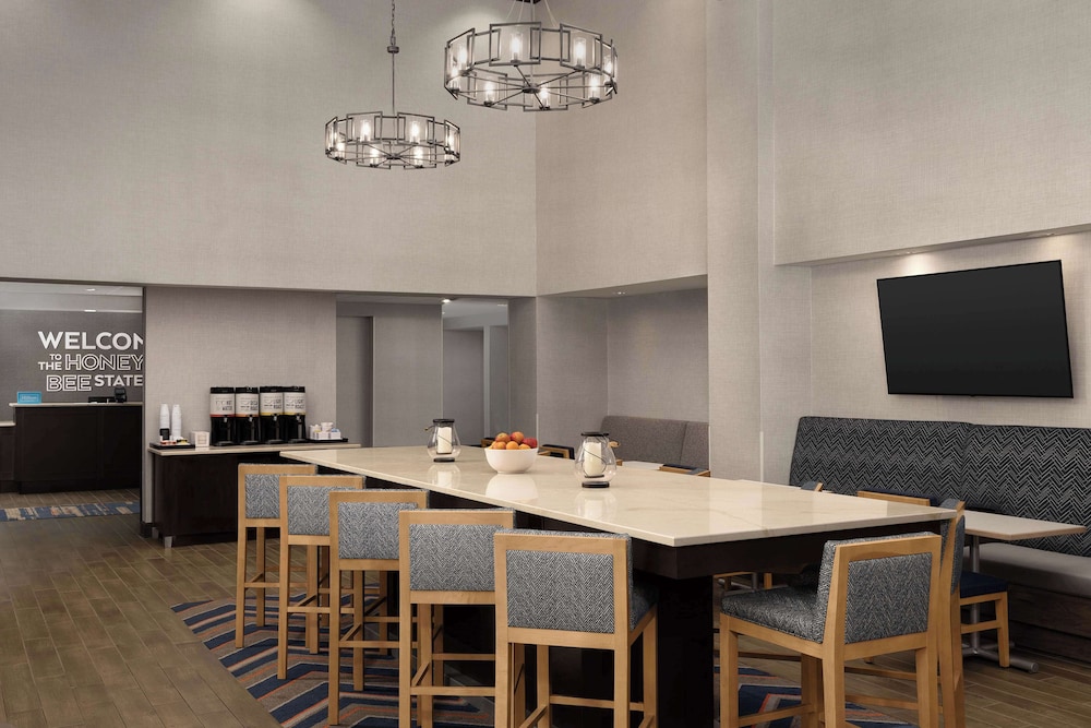 Hampton Inn & Suites Huntsville Research Park Area - photo 28