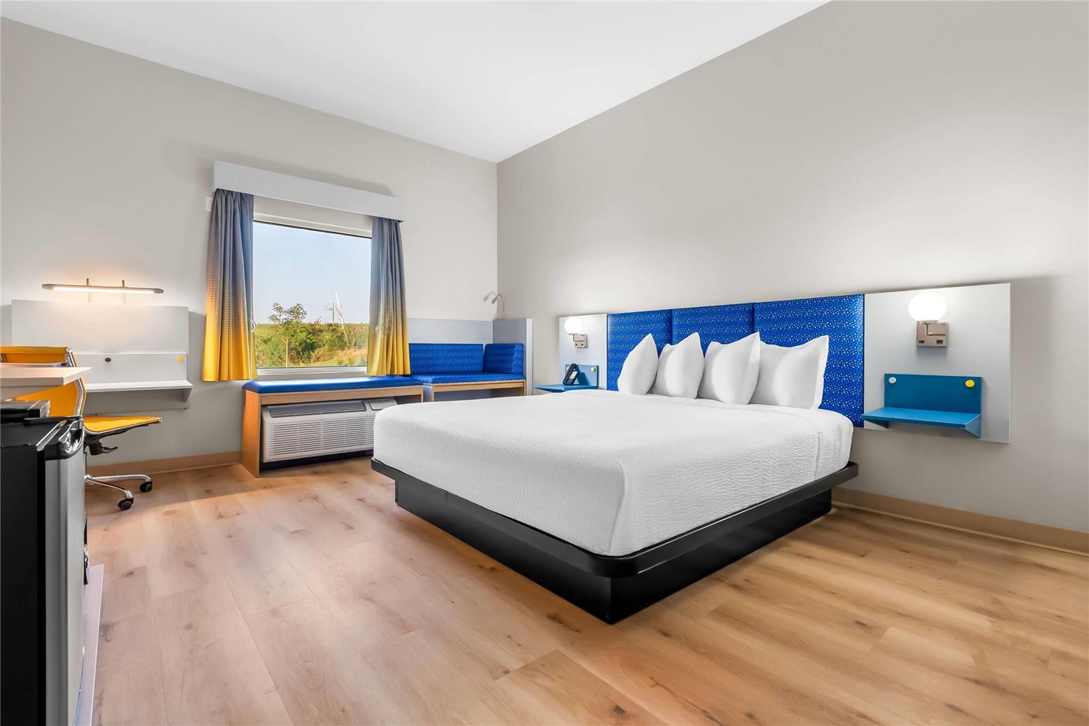 Microtel Inn and Suites by Wyndham Prattville Montgomery - photo 35