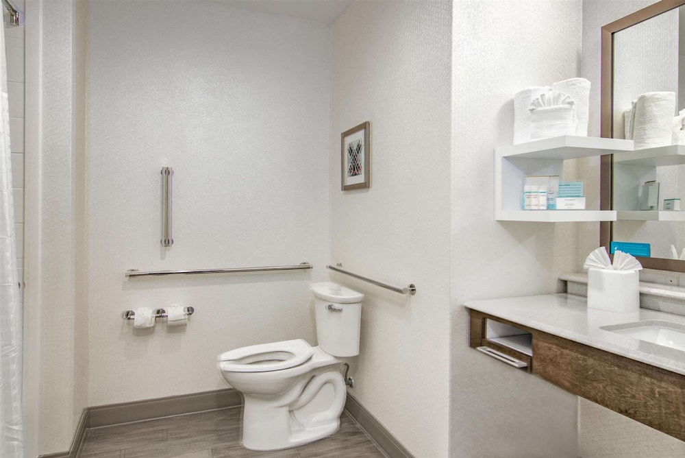 Hampton Inn Houston NASA Johnson Space Center - photo 12