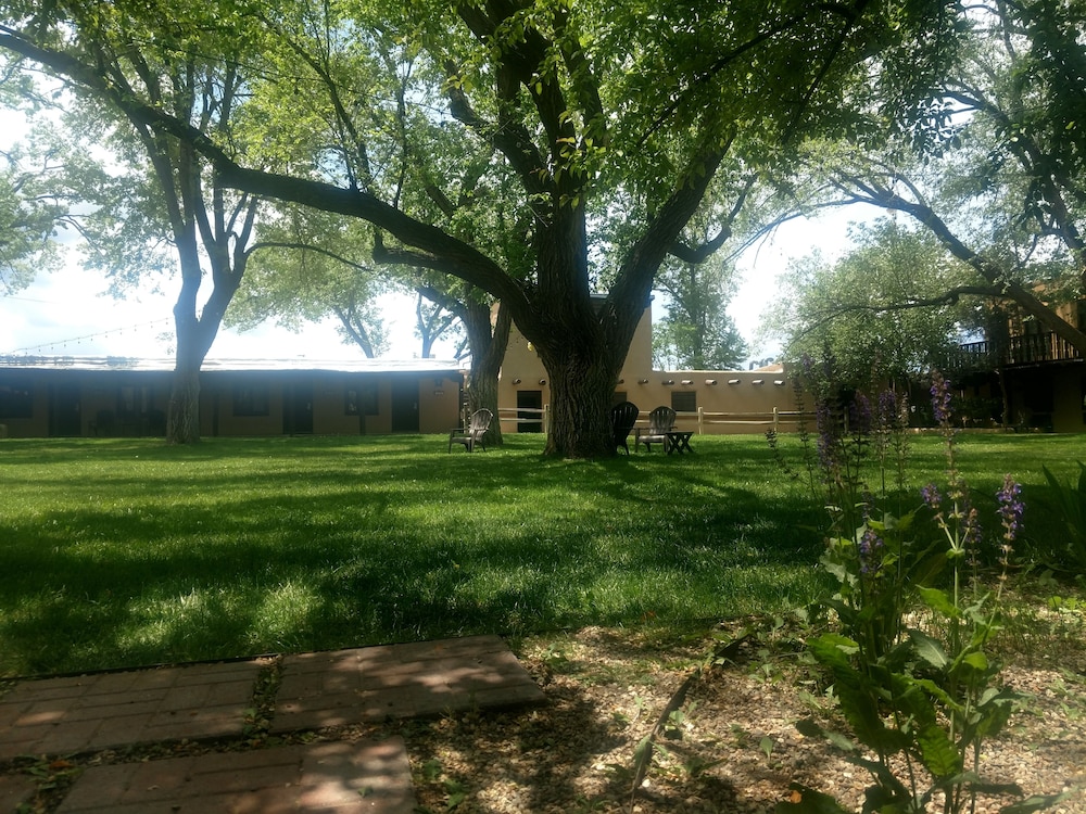Sagebrush Inn & Suites - photo 57