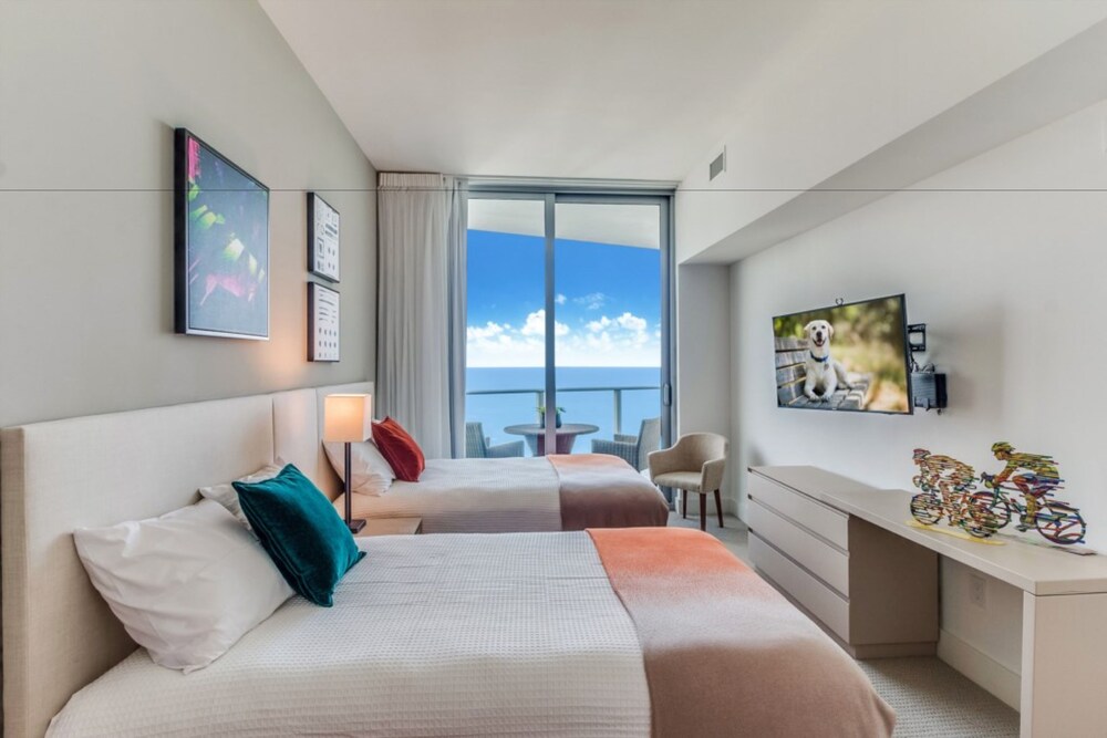 Contemporary Beach Resort Condos - photo 114