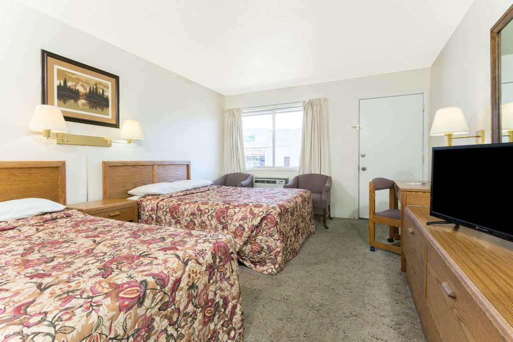 Knights Inn Baker City - photo 10