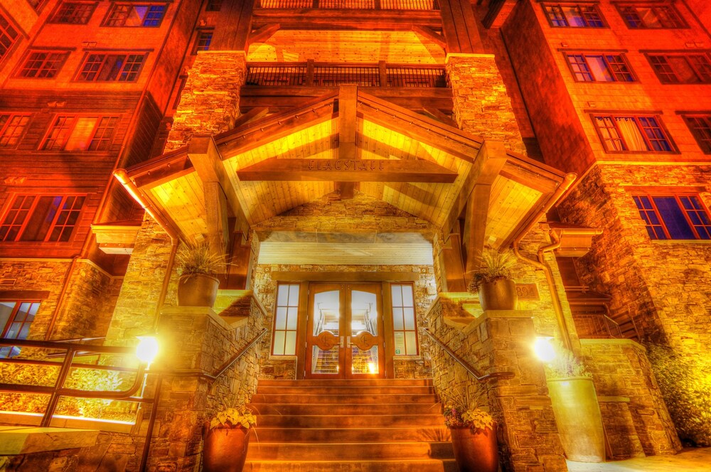 Abode at Flagstaff — 4-Star Luxury Hotel in Bridgeport, United States