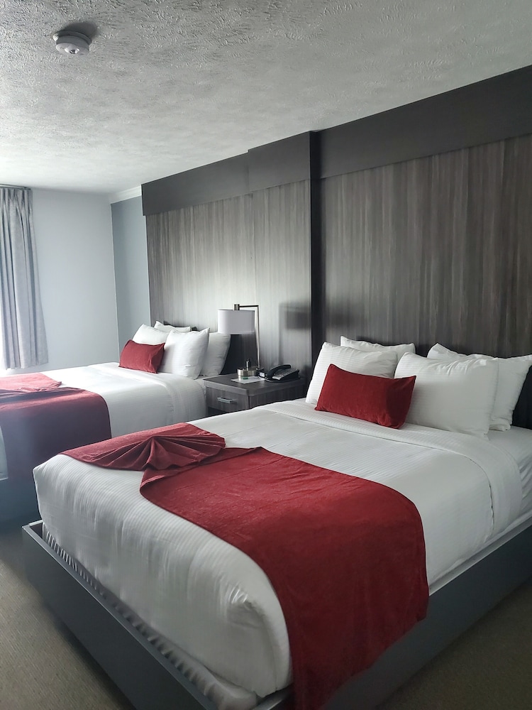 Sequoia Inn - carbon neutral hotel in Hanford
