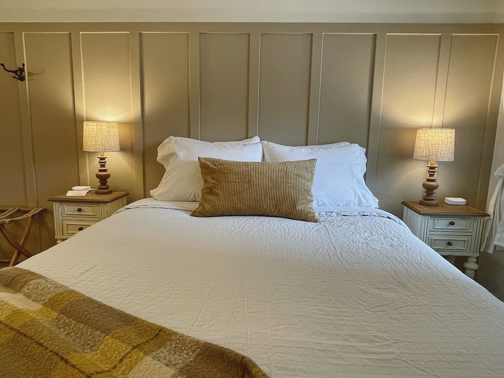 Emerald Valley Inn - photo 33