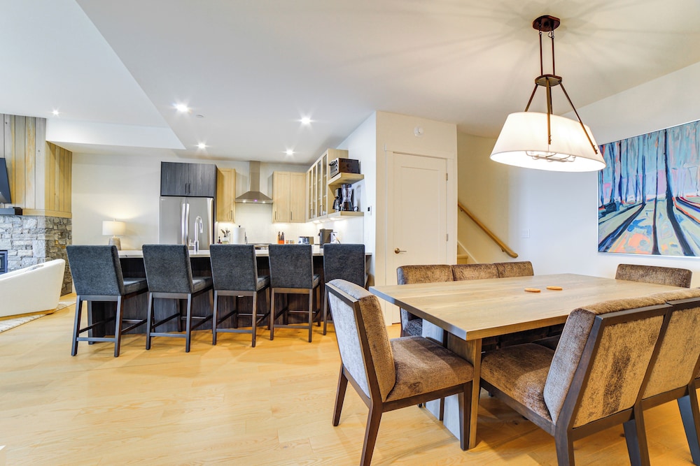 Ski in out Townhome w Views at Okemo Resort - photo 2