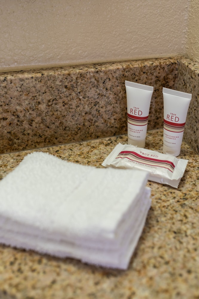 California Inn & Suites Rancho Cordova Sacramento - photo 16