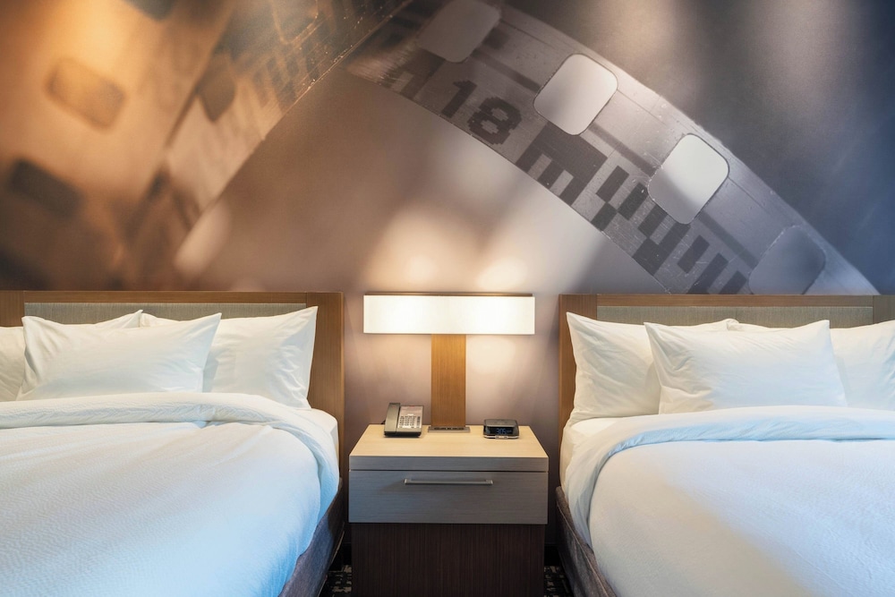 Courtyard by Marriott Thousand Oaks Agoura Hills - photo 18