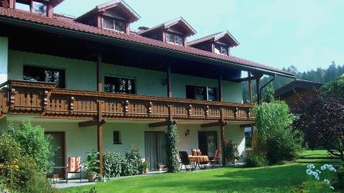 Apartments Lettenmaier — 4-Star Luxury Hotel in Oberried, Germany
