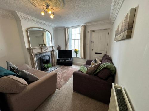 Scotch Terrace 3 Bedrooms Sleeps 6 — 4-Star Luxury Hotel in Whitehaven, United Kingdom
