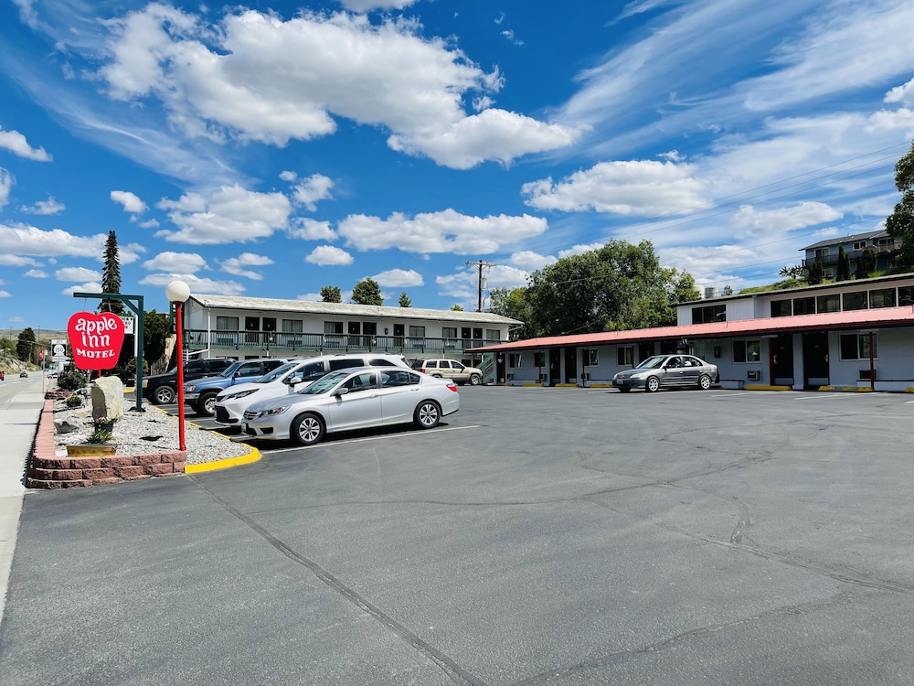 Apple Inn Motel - photo 58