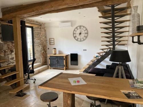 La Grange — hotel in Avallon