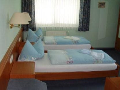 Hotel Zur Rose Trebbin — Trebbin — photo 3