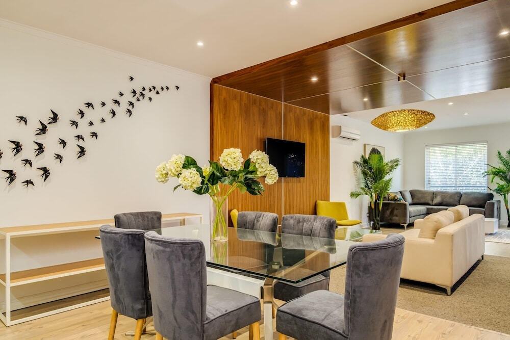 Majolica — 4-Star Luxury Hotel in Cape Town, South Africa
