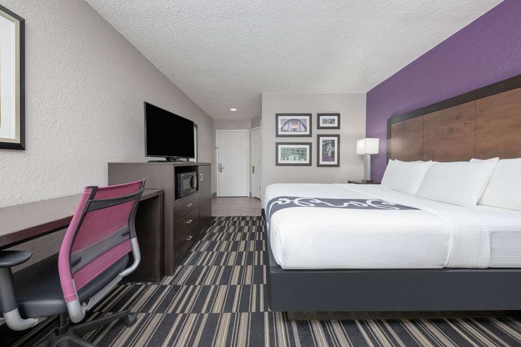La Quinta Inn by Wyndham El Dorado - photo 22