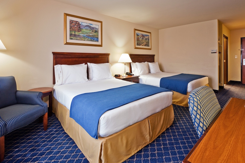 Holiday Inn Express Hotel & Suites Paragould by IHG - photo 19