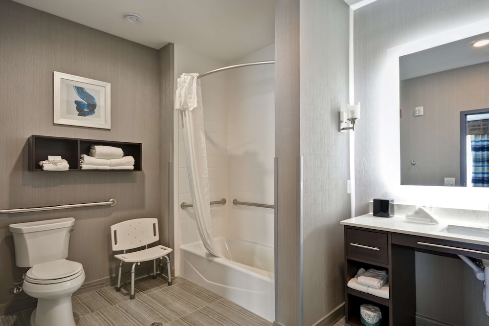 Homewood Suites by Hilton Conroe - photo 30