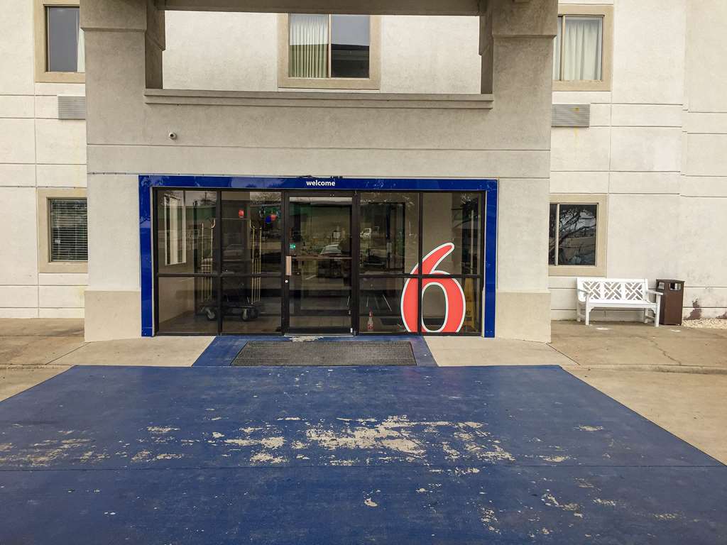 Motel 6 Woodway TX - photo 3