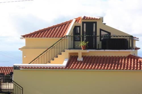 Casinha Gomes in Calheta, Portugal