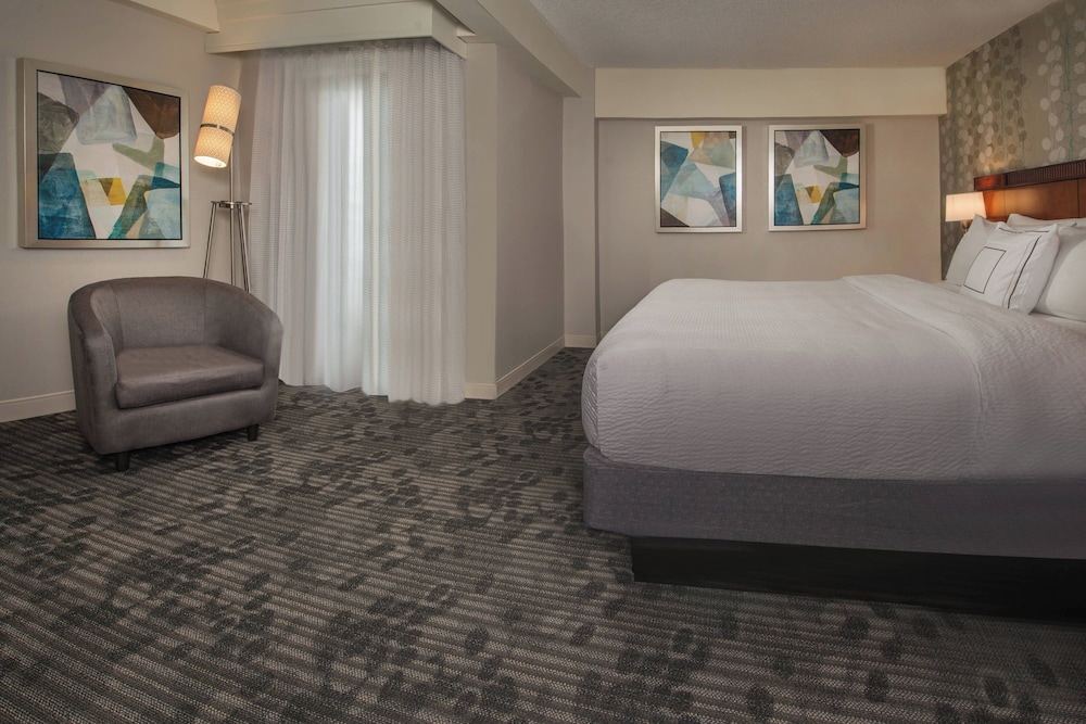 Courtyard by Marriott Gaithersburg Washingtonian Center - photo 18