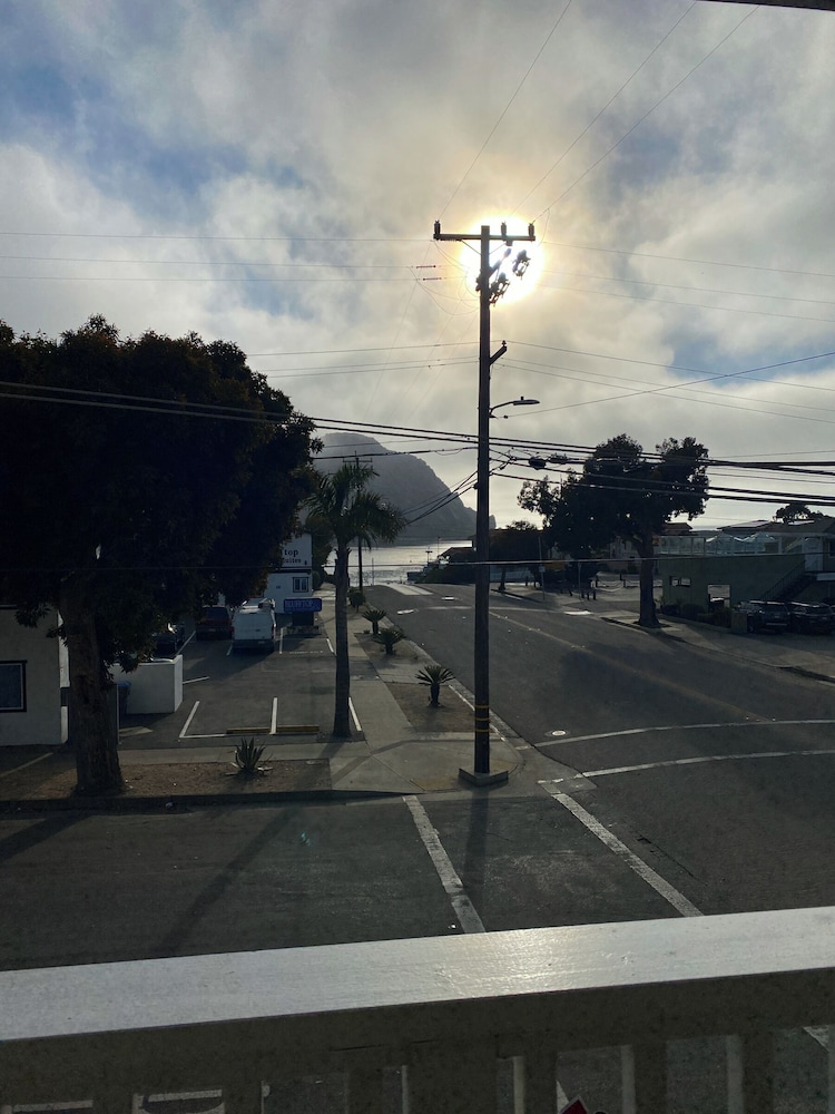 Rockview Inn and Suites - photo 43