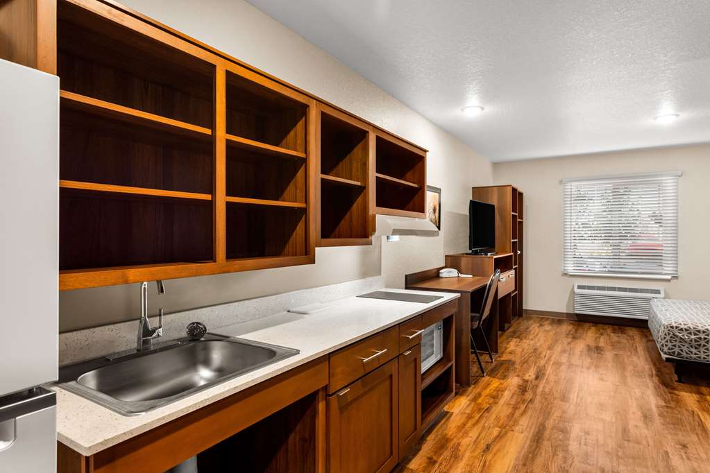 WoodSpring Suites Port St. Lucie - photo 8