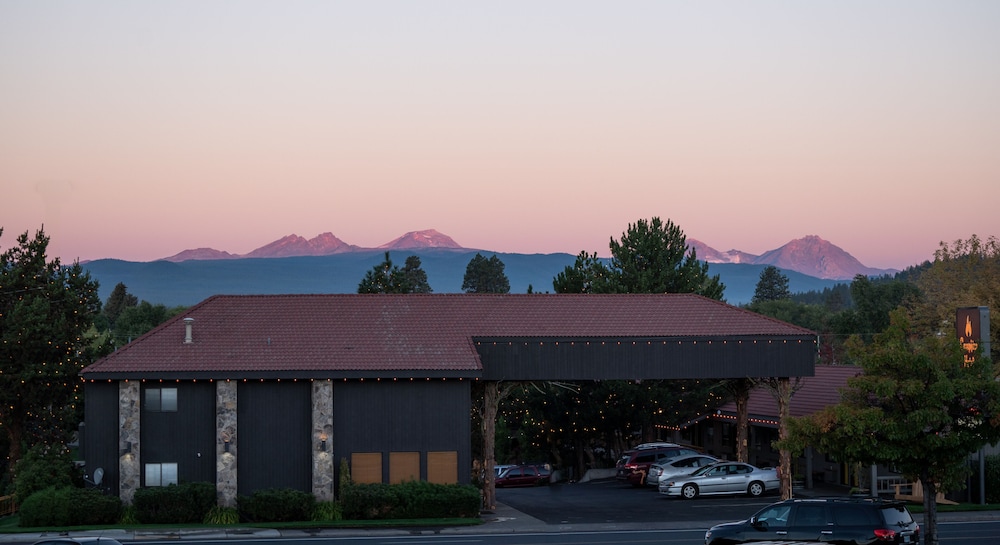 Campfire Hotel - photo 85