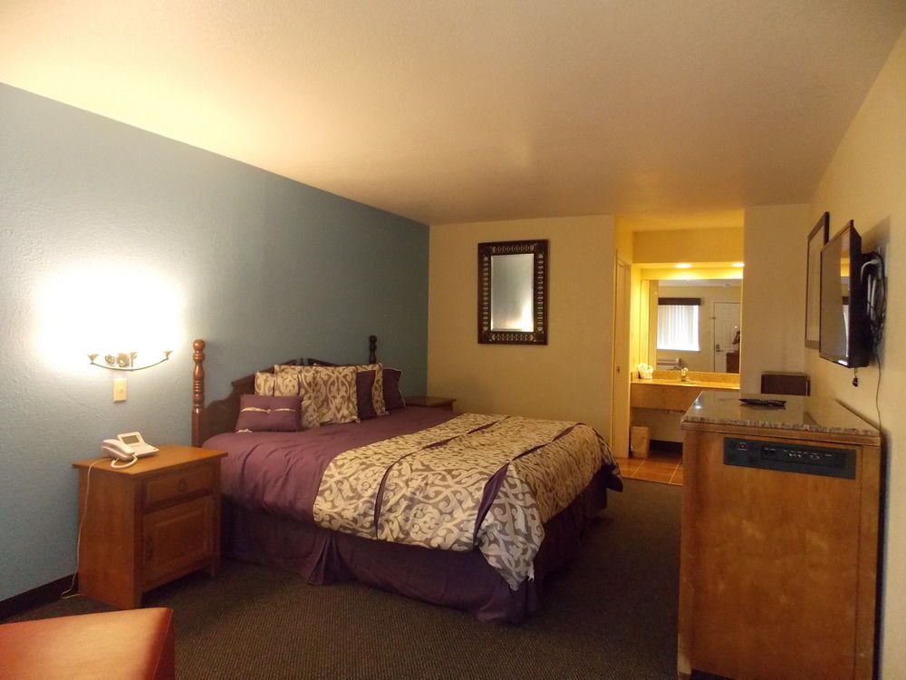 Travelodge San Antonio Downtown - photo 29