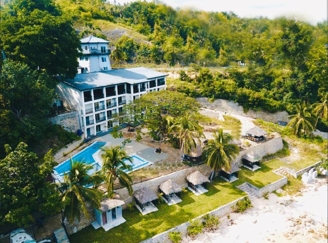 Leuchtturm Resort — Boljoon — photo 4