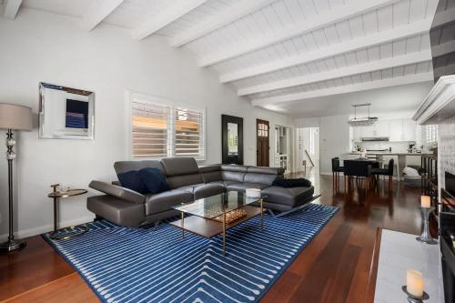 Luxury La Jolla Home with Jacuzzi — 4-Star Luxury Hotel in San Diego, United States