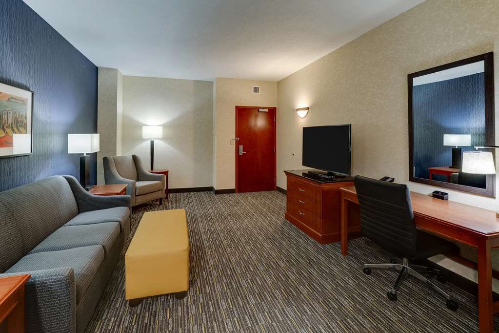 Drury Inn & Suites St. Louis Arnold - photo 22