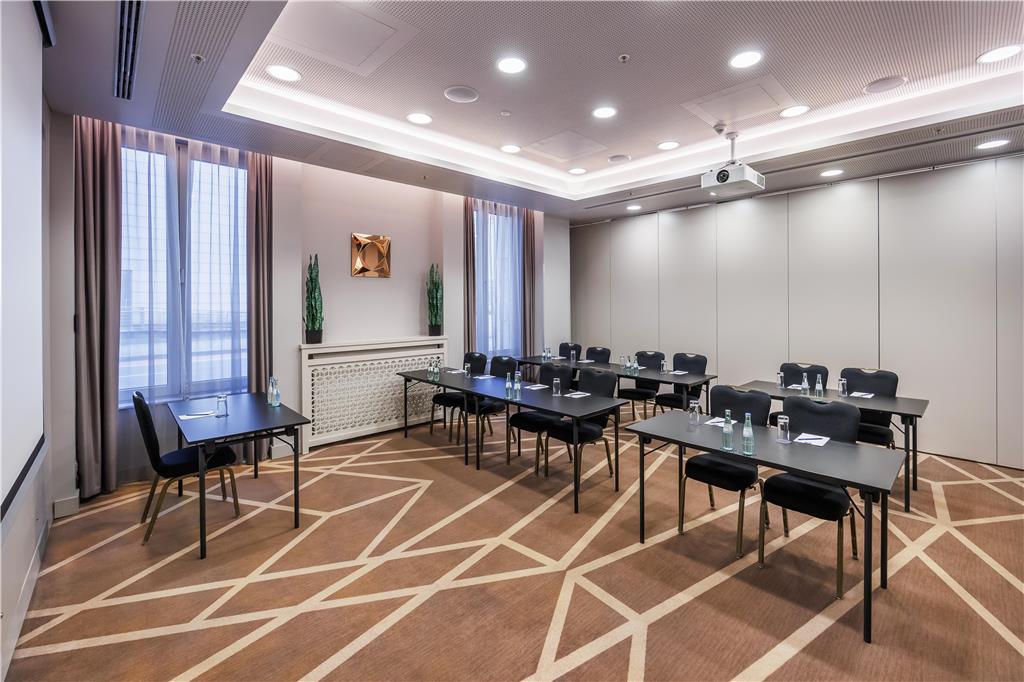 Park Suite Classroom