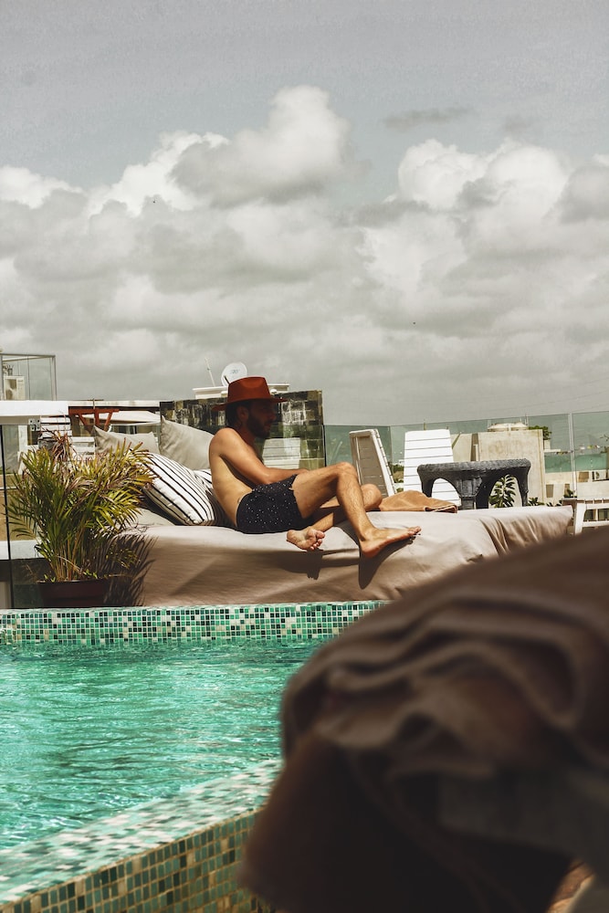 Rooftop pool
