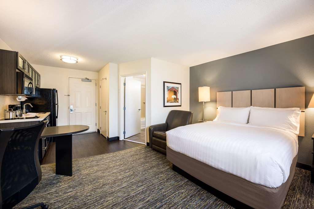 Sonesta Simply Suites Detroit Ann Arbor - photo 9