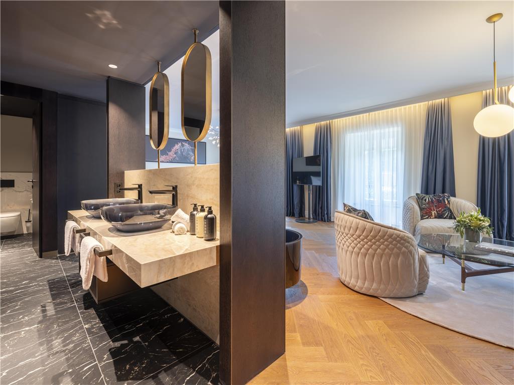 ICONS EHBB rooms Serenity Spa Suite