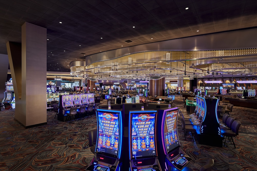 Emerald Queen Hotel and Casino Tacoma - photo 40