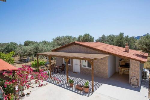 Serenity Studio Beach Home — 4-Star Luxury Hotel in Afantou, Greece