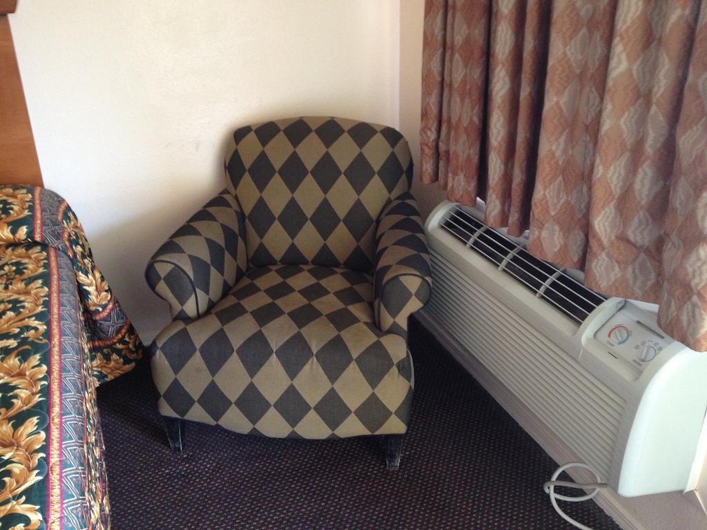 Knights Inn Anadarko - photo 15